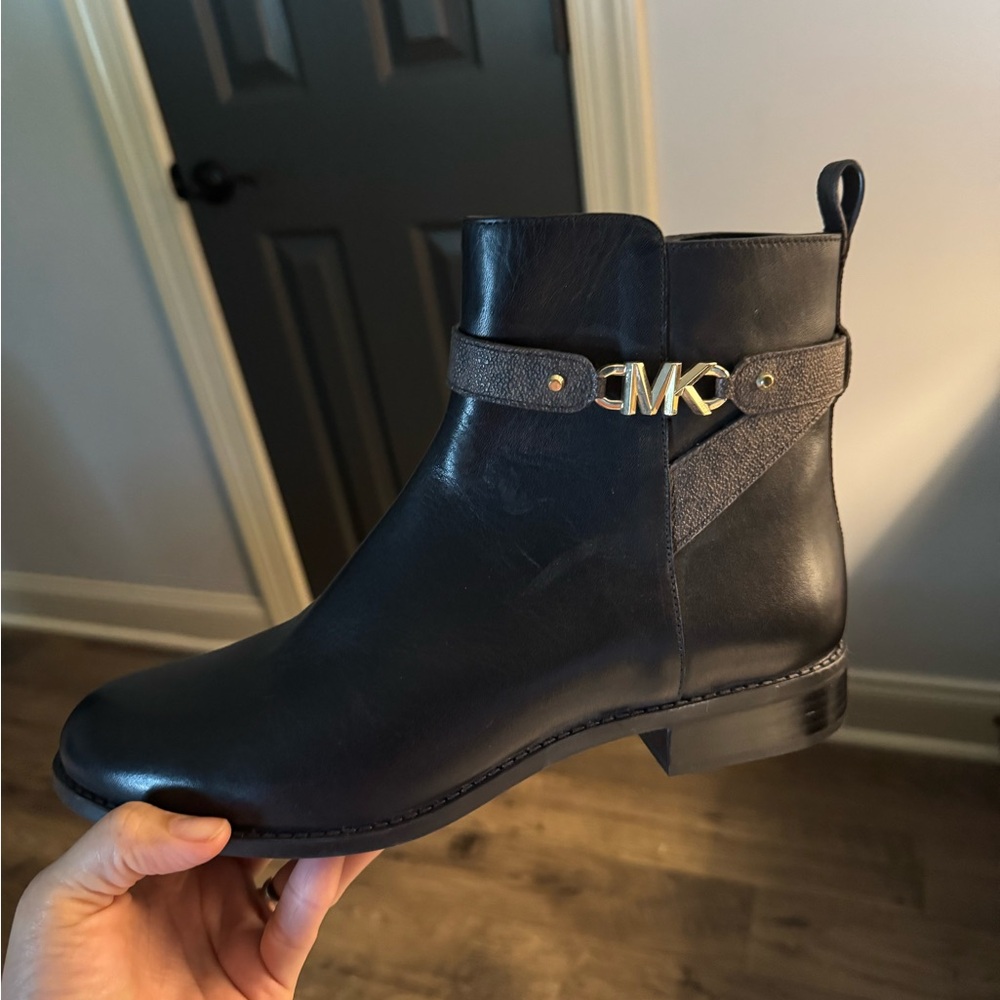 Michael Kors Black Chelsea Ankle Booties with Logo Detail new